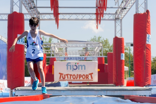 \\Dell'unto Kevin Under 13 - Esordienti BA.S.D. C.S.P. APRILIA Ostacoli
CAMPIONATO ITALIANO ASSOLUTO di OD
Maschile e Femminile
Montelibretti 9-10 maggio 2026
Foto D. Montano / DBM - Deepbluemedia