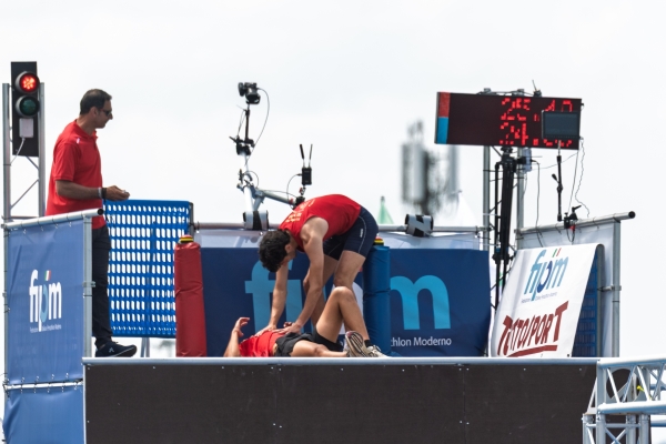 \\Pavolini Alessandro SeniorA.S.D. CIRCOLO delle MUSE Ventura Matteo SeniorG.S. FIAMME ORO Ostacoli
CAMPIONATO ITALIANO ASSOLUTO di OD
Maschile e Femminile
Montelibretti 9-10 maggio 2026
Foto D. Montano / DBM - Deepbluemedia