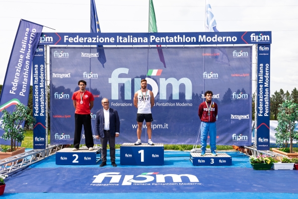 Ventricini Edoardo SeniorA.S.D. CIRCOLO delle MUSE, De Vanna Valentino SeniorA.S.D. NINJA CAVE, Tromboni Emanuele SeniorG.S. FIAMME ORO OstacoliCAMPIONATO ITALIANO ASSOLUTO di ODMaschile e FemminileMontelibretti 9-10 maggio 2026Foto D. Montano / DBM - Deepbluemedia