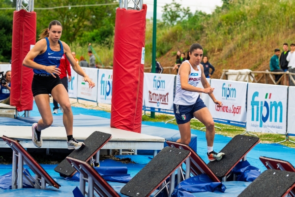 Rinaudo Alice SeniorG.S. FIAMME ORO Montecchia Ludovica SeniorC.S. AERONAUTICA Ostacoli
CAMPIONATO ITALIANO ASSOLUTO di OD
Maschile e Femminile
Montelibretti 9-10 maggio 2026
Foto D. Montano / DBM - Deepbluemedia