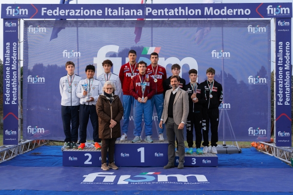 Podio Finale a squadre maschile da sx Torino Gs FF.OO. Junior Asti, da sx  Torino FF.OO. Junior Asti Luciana Dapretto Gabriele Vescio 
FIPM  Campionato Italiano Assoluto
Memorial Valter Magni
 CPO Montelibretti
Photo  / Deepbluemedia 
DBM Reserved Rights 
Author must be mentioned when published
Editorial/media use only