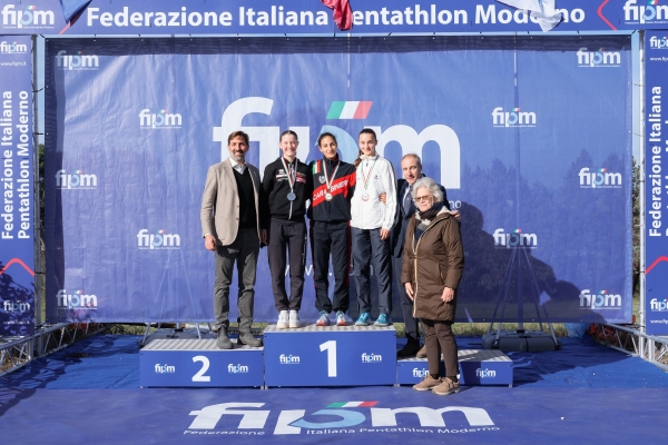 Da sx Annachiara Allara Aurora Tognetti Carla Ambroset Gianni Cuneo Gabriele Vescio Luciana Dapretto 
FIPM  Campionato Italiano Assoluto
Memorial Valter Magni
 CPO Montelibretti
Photo  / Deepbluemedia 
DBM Reserved Rights 
Author must be mentioned when published
Editorial/media use only