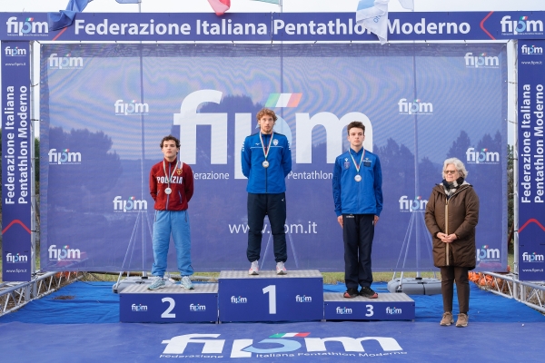 da sx Emanuele Tromboni Giorgio Malan Denis Agavriloaie Luciana Dapretto 
FIPM  Campionato Italiano Assoluto
Memorial Valter Magni
 CPO Montelibretti
Photo  / Deepbluemedia 
DBM Reserved Rights 
Author must be mentioned when published
Editorial/media use only