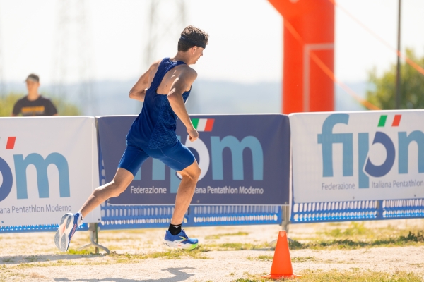 Matteo Bovenzi - C.S. AERONAUTICA Laser Run
CAMPIONATO ITALIANO JUNIOR PENTATHLON MODERNO
Maschile e Femminile
Roma – Montelibretti 17-19 aprile 2026
Foto D. Montano / DBM - Deepbluemedia