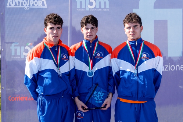 PM Torino Medaglia D’oro, Athlion Roma Medaglia d’Argento, G.S. FIAMME ORO medaglia di Bronzo Podio
CAMPIONATO ITALIANO JUNIOR PENTATHLON MODERNO
Maschile e Femminile
Roma – Montelibretti 17-19 aprile 2026
Foto D. Montano / DBM - Deepbluemedia