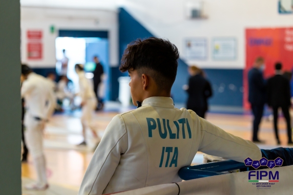 U19-077