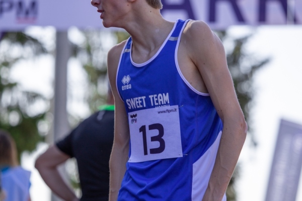 U19-351