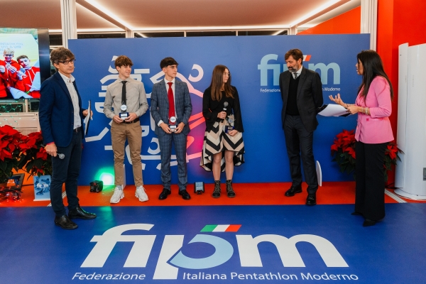 1_20251218_DMon_A258249