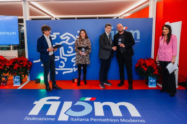 1_20251218_DMon_A258344